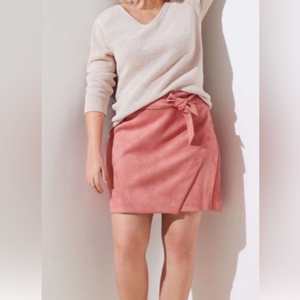 Loft pink suede mini skirt
